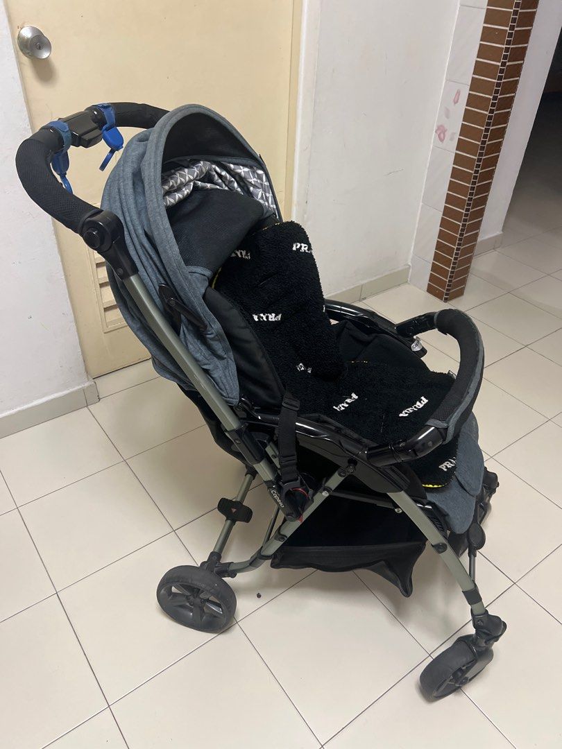 Capella Stroller with Prada Seat Cover (Category: Strollers) located in Singapore. Submitted by kananrkm-37095 (Listing ID 1375791605, Image 1). Description: Capella Stroller/ Model-S230F / can you handle front and back side. Light used only. No damage. Can collect Choa Chi Kang MRT or Teck Whye LRT/ Bukit Panjang MRT.