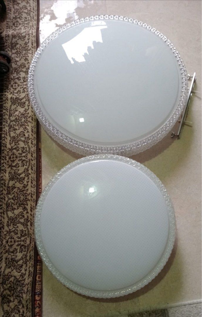 Ceiling light (Category: Lighting) located in Singapore. Submitted by ashmooni (Listing ID 1375393141, Image 3). Description: Installed new fan so had to remove this beautiful light. Self collect fr kembangan mrt. 50x50cm-$15 40x40cm. - $10 .