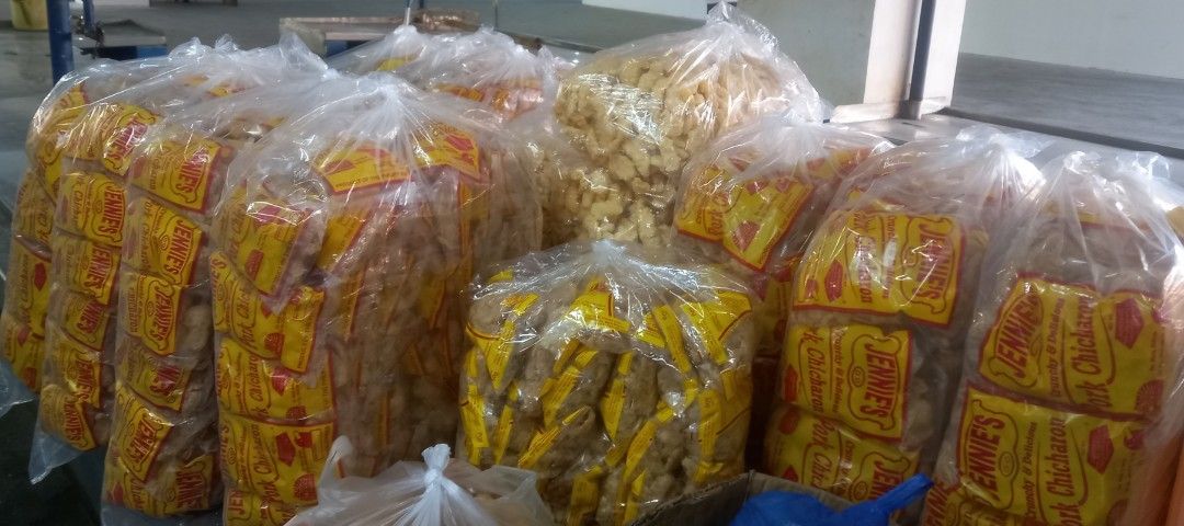 Chicharon Bulacan (Category: Local Eats) located in Cainta. Submitted by carlmigueldavid0518 (Listing ID 1375718593, Image 3). Description: Bili na kayo Chicharon Bulacan Salamat sa mga nag order SA MGA DI PO MAKALABAS NG BAHAY EVERYDAY FRESH WITHIN CAINTA RIZAL ONLY Pasabuy/Pabili basta meron sa palengke ng AGORA MARKET SMART CP# 09081989370 GLOBE CP# 09173434561 FRESH : BEEF, PORK, FISH,FRUITS AND VEGETABLES ATBP. PRICE MAY VARY FRESH CHICKEN �