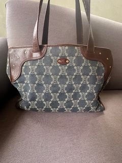 (Category: ) located in . Submitted by maureenmuarip (Listing ID 1375694471, Image 1). Description: .