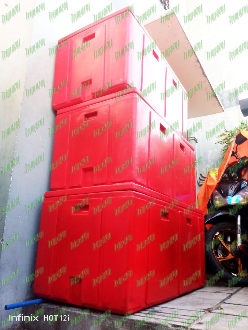 cooler box 240 liters, Furniture & Home Living, Home Improvement ...