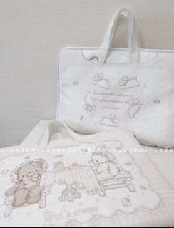 (Category: ) located in . Submitted by floralotaku (Listing ID 1375731155, Image 1). Description: .