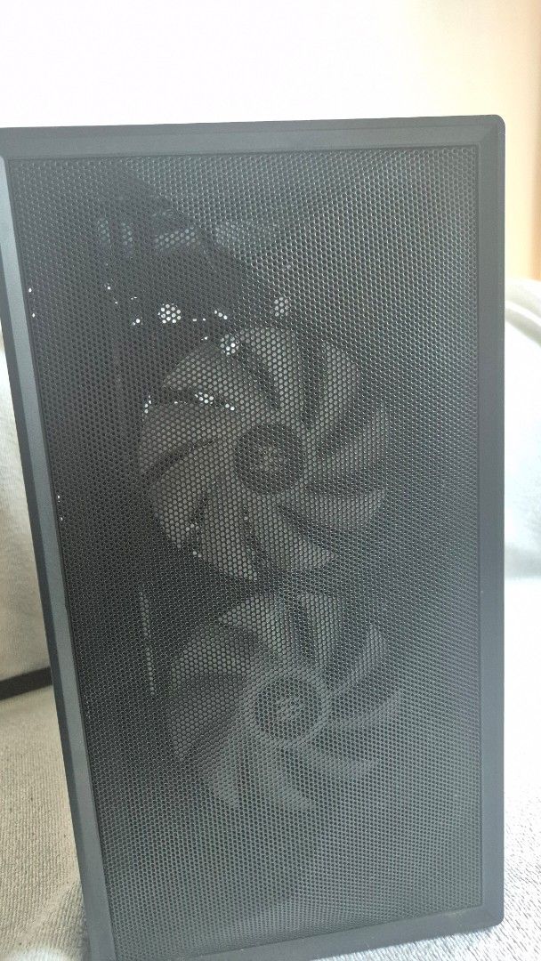 desktop (Category: Desktops) located in Singapore. Submitted by wafibuys (Listing ID 1375689751, Image 3). Description: GPU Rtx 3060ti CPU Ryzen 5 5600x Ram 16gb DDR4 1TB SSD windows 11 activated.