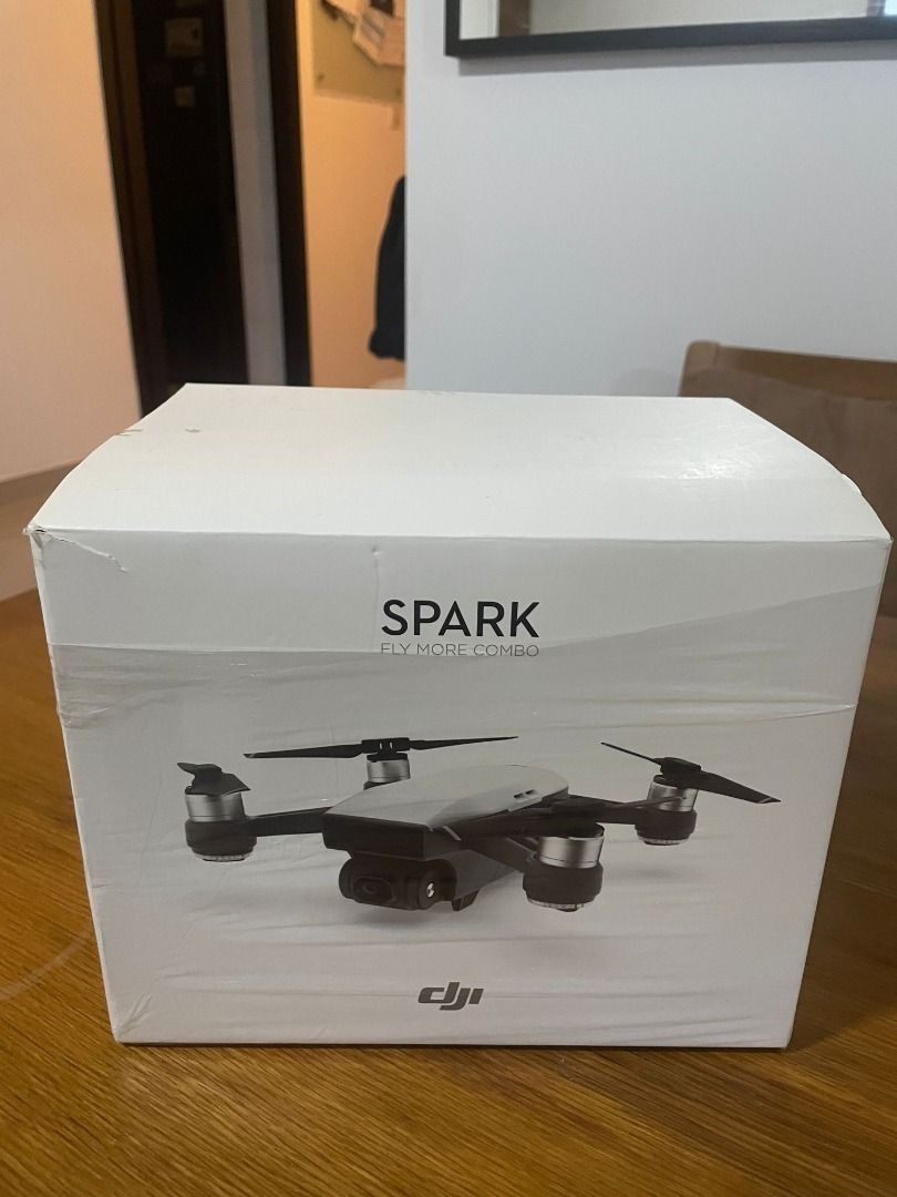 DJI Spark Fly More Combo (3 batteries)62863069848321110