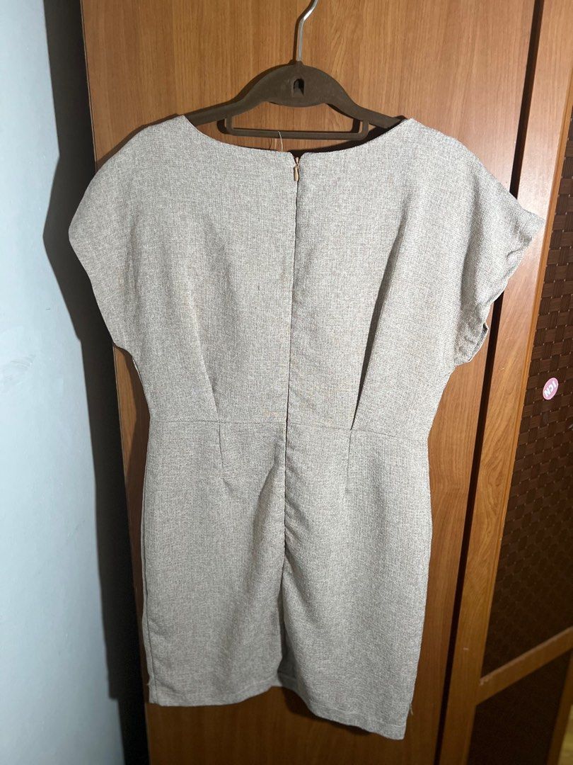 Double lining Light pink office dress fits M-Semi L frames (Category: Dresses) located in Manila. Submitted by thefairybagmother.ph (Listing ID 1375788006, Image 3). Description: Bought in korea.
