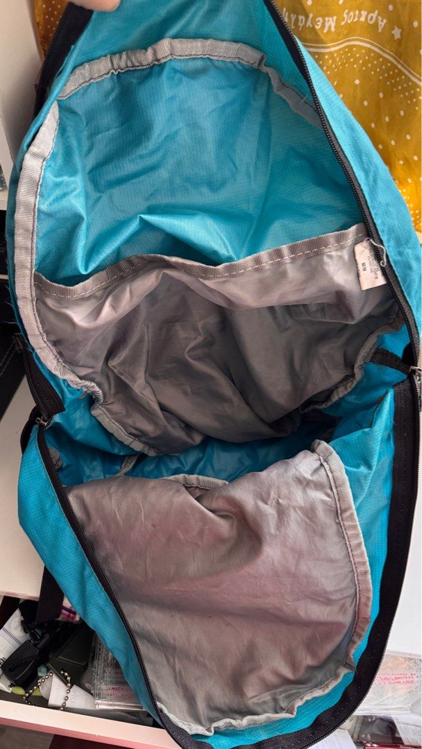 Foldable backpack (Category: Backpacks) located in Bacoor. Submitted by angieyamba42983 (Listing ID 1375765258, Image 2). Description: Foldable bag Under amour brand Issue: none pero may lukot lang siya actual pics na po ito need wash or dry wash Payment first po .