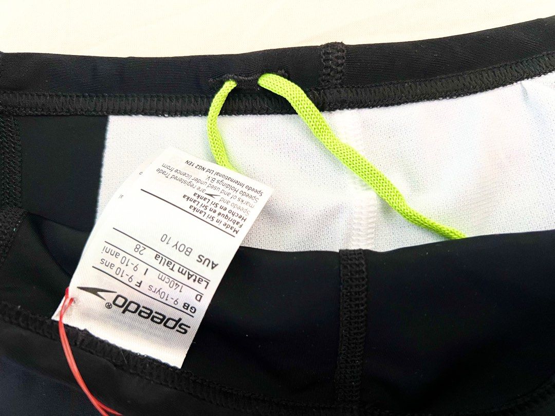 Free Postage - Speedo Swim Trunks (Category: Babies & Kids Fashion) located in Singapore. Submitted by bonjovi1911 (Listing ID 1375717006, Image 2). Description: BNWT Speedo swimming trunks in boxer style Length: 20.5cm Width: 30cm Meet up or postage Tags Billabong Quiksilver Rip Curl ripcurl boardshorts quicksilver surf beach trunks swim swimwear arena tyr nabaiji decathlon speedo swimming boxers swimsuit jammers bottoms bathing costume swimmers