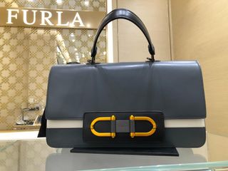 （分類：）位於 。 由 millje57d 提交（商品編號 1375754364，圖片 1）。簡介： 。