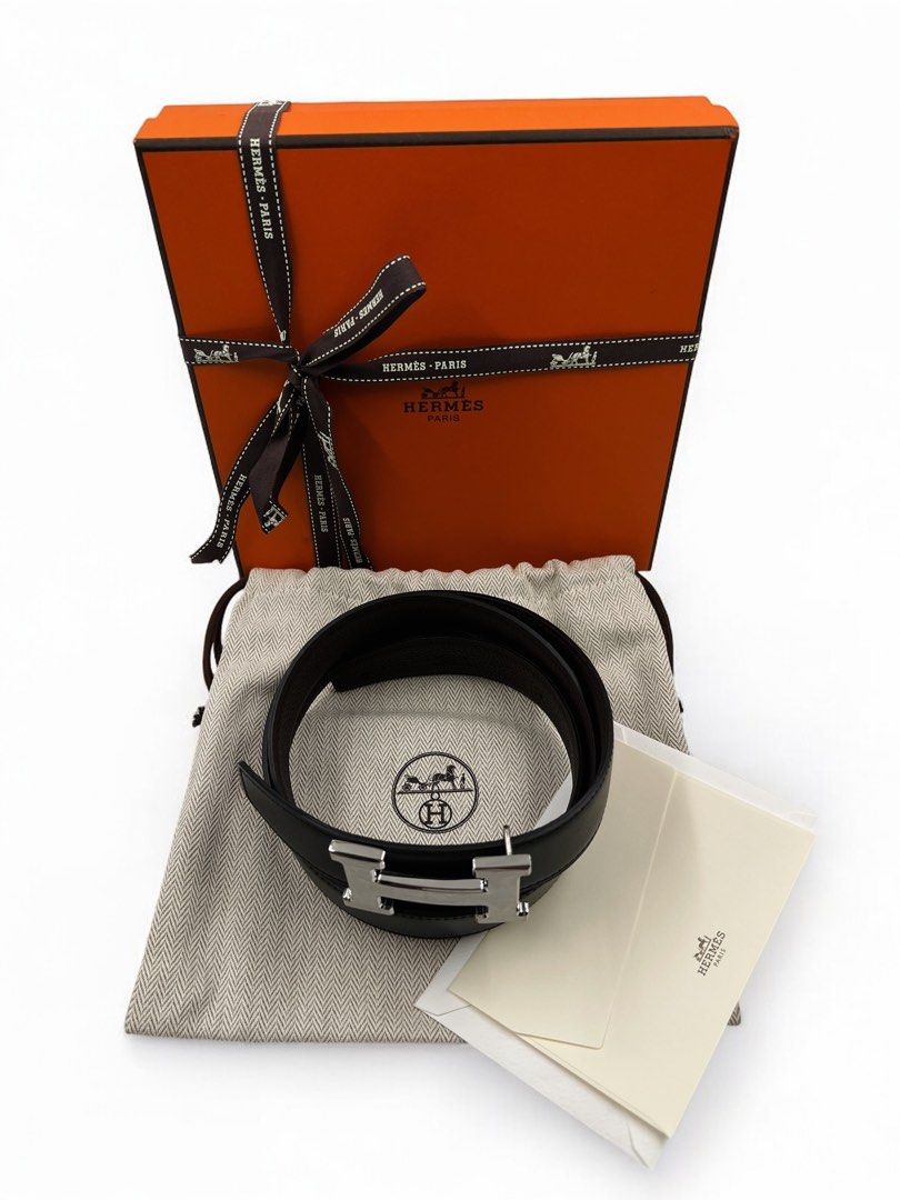 ⚜️Hermes H Buckle Reversible belt (Category: Luxury Accessories) located in Makati City. Submitted by 90sangel (Listing ID 1375764776, Image 3). Description: •Item: Hermes H Belt buckle Reversible ⚜️ •Size: 80/85/90/95/110 cm = 32mm Width: 1.26" •Condition: Excellent, no hidden issues! Metallic finish: Palladium plated *Crafted from leather with a sleek, minimalist design. Perfect for any occasion, this belt is a versatile accessory that compleme