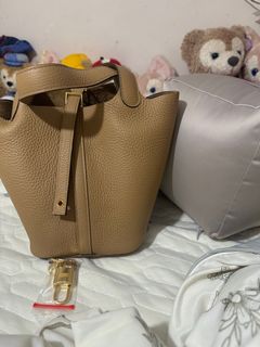（分類：）位於 。 由 duffy_em 提交（商品編號 1375789241，圖片 1）。簡介： 。