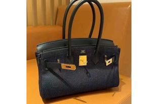 （分類：）位於 。 由 099.081 提交（商品編號 1375802664，圖片 1）。簡介： 。