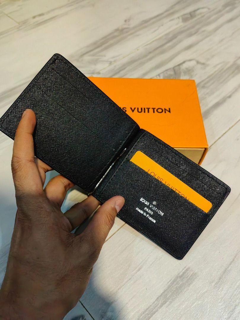 Japan preloved LV moneyclip (Category: Luxury Bags & Wallets) located in Cebu City. Submitted by elcoleccion21 (Listing ID 1375803346, Image 3). Description: Japan Surplus Genuine leather No flaws Quality assurance GUARANTEED 💢.