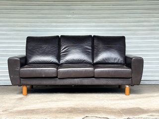(Category: ) located in . Submitted by rock_off.thriftshop.ph (Listing ID 1375800847, Image 1). Description: .