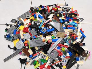 (Category: ) located in . Submitted by thelego_guy88 (Listing ID 1375780144, Image 1). Description: .