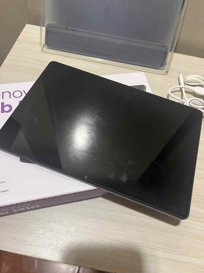 Lenovo tab M10 (Category: Android) located in Quezon City. Submitted by aaakids (Listing ID 1375758061, Image 2). Description: Bought last April 2025 only Good as new 10.1 inch Free case 32gb Long battery life Dual speakers .