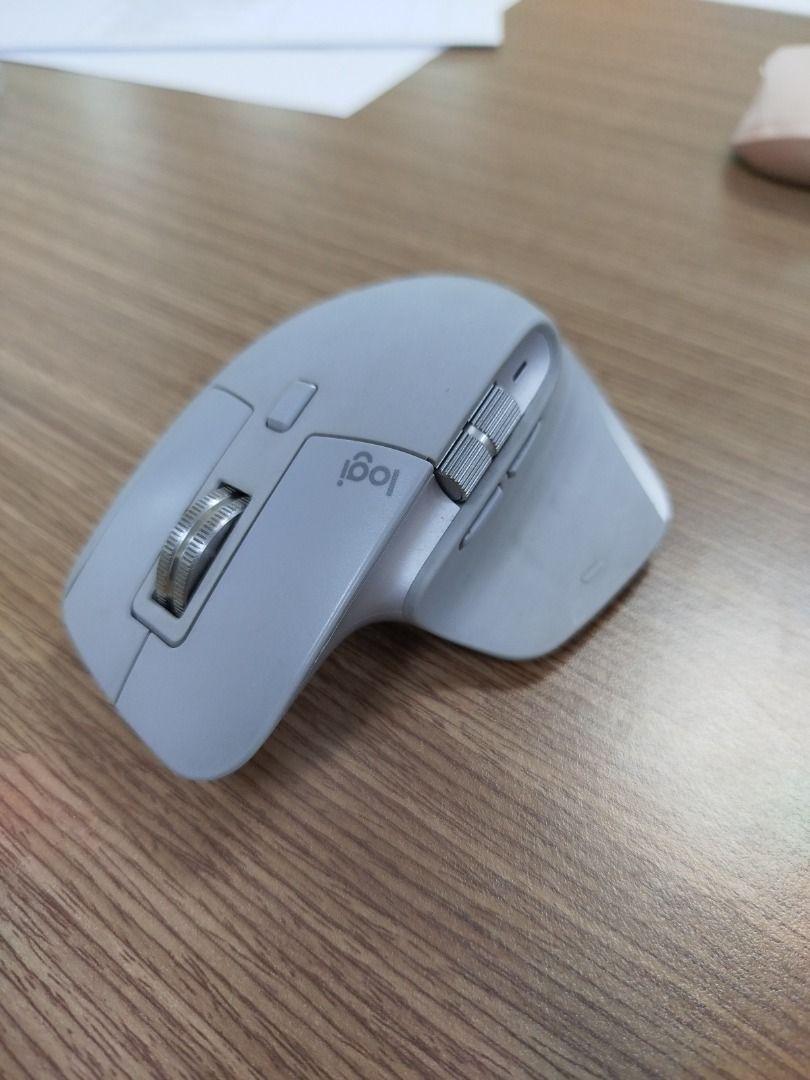 Logitech MX MASTER 3 (Mid Grey RARE COLOR) Productivity Mouse (Category: Mouse & Mousepads) located in Quezon City. Submitted by calibre027 (Listing ID 1375779677, Image 2). Description: Logitech MX MASTER 3 (Mid Grey RARE COLOR) Productivity Mouse ✔ 100% ORIGINAL, not yet opened for repairs ✔ test all you want upon pickup ✔ SRP is is around 6k ✔ Package: Mouse only (no box and dongle included anymore) ✔ meetup - Avire Tower Proj.4, Quezon City /
