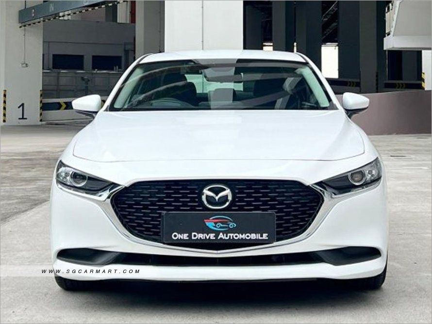 Mazda 3 Sedan Mild Hybrid Elegance  Auto62872684058243111