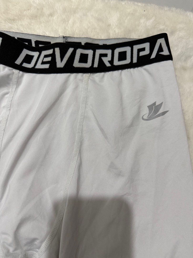 Devoropa Compression Pants - XL (Category: Activewear) located in Manila. Submitted by meisu_mnl (Listing ID 1375784341, Image 2). Description: 🔥 Devoropa Compression Pants 🔥 Lightly used athletic leggings perfect for gym, running, training and sports activities. Brand: Devoropa Size: XL Waist: 24-38 inches (stretchable) Length: 29.5 inches Color: White Condition: Lightly Used ✔ Stretchable fabric ✔ Comfortable athletic fit ✔ Good for gym / run