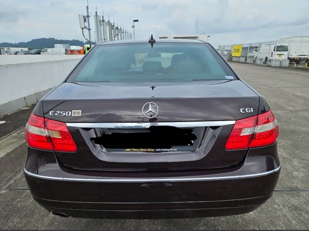 Mercedes-Benz E-Class Saloon E250 CGI (A)62872682657409111