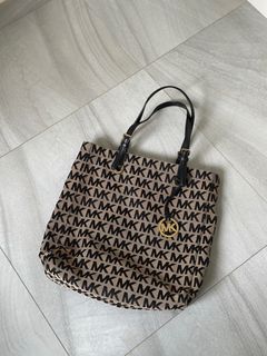 （分類：）位於 。 由 christyy_w 提交（商品編號 1375757479，圖片 1）。簡介： 。