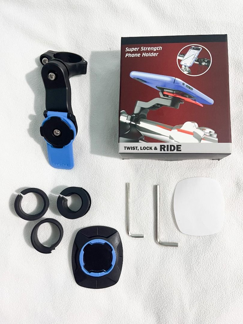 Motorcycle and bicycle handlebar phone holder (Category: Body Parts and Accessories) located in Quezon City. Submitted by cms1116 (Listing ID 1375747794, Image 1). Description: no issue or damage RFS: Wrong item for me Free shipping: Antipolo and Rizal Lalamove, Grab payment: Gcash.