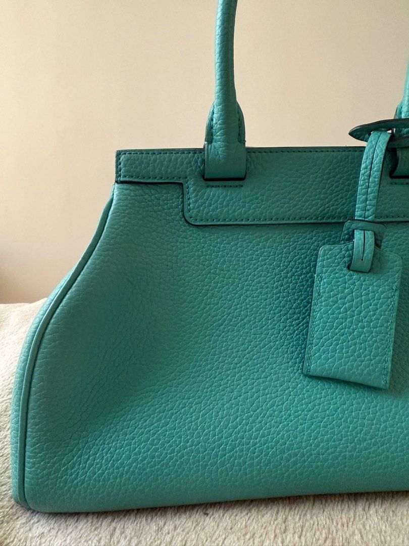 Moynat Pauline PM (Category: Luxury Bags & Wallets) located in Manila. Submitted by irisrenee06 (Listing ID 1375774124, Image 2). Description: Very good condition Complete inclusion No box With receipt Has initials on tag (can be removed or hidden) Purchased for 180k.
