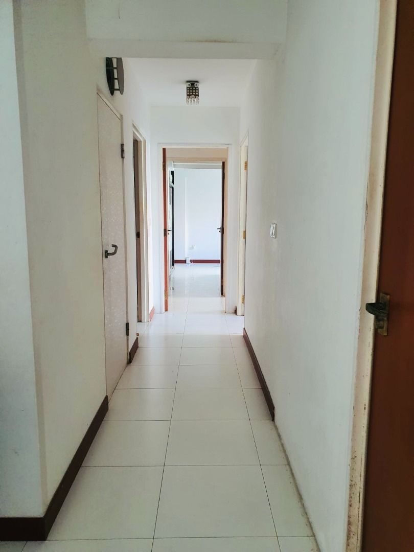 No Extension! Mid Floor Corner Unit With 4 Large Bedrooms! Priced to Sell! | 335C Yishun Riverwalk63108483248898114