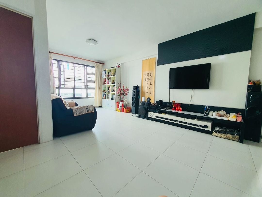 No Extension! Mid Floor Corner Unit With 4 Large Bedrooms! Priced to Sell! | 335C Yishun Riverwalk63108483248898111