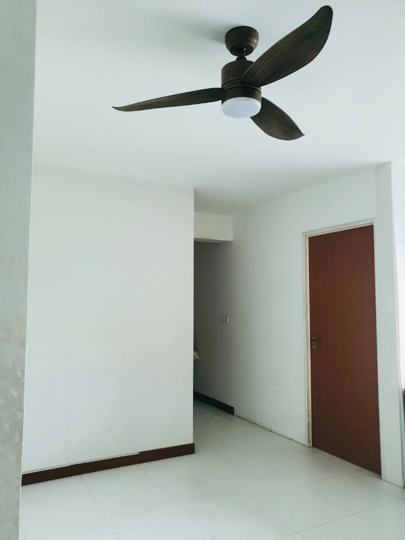 No Extension! Mid Floor Corner Unit With 4 Large Bedrooms! Priced to Sell! | 335C Yishun Riverwalk63108483248898113