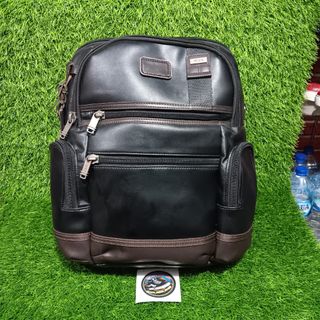 (Kategori: ) berada di . Dikirim oleh sepatu_medan_second1. (ID iklan 1375785811, Gambar 1). Deskripsi: .