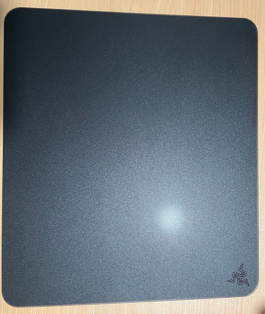 Razer Atlas Tempered Glass Gaming Mousepad63204757575299111