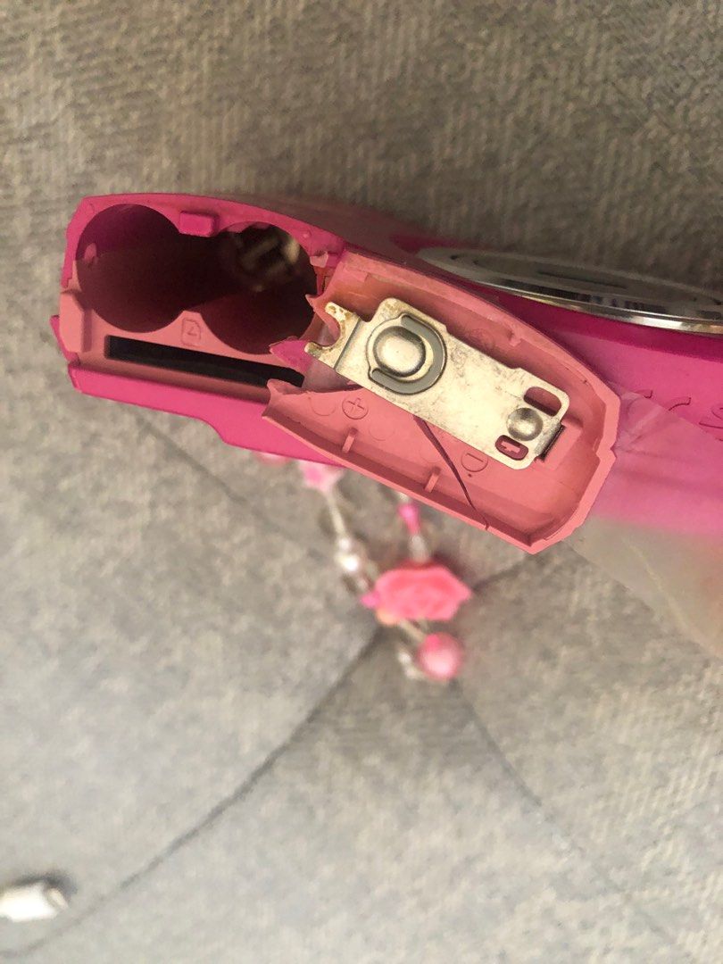 Sanyo VPC pink digi cam (Category: Other Gadgets) located in Marikina City. Submitted by declutterwcyz (Listing ID 1375699963, Image 3). Description: Originally bought for 2500 Need to sell as im moving to another country wont be able to bring This digi cam has issues but works well - Battery door is damaged ( i use tape to secure electrical tape is much more advisable to use ) - lcd burn and may umbok sa screen ( doesnt affect outputs) - buttons