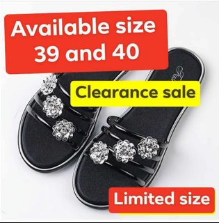 SLIPPERS62974828871682110