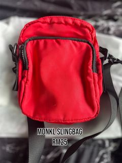 (Category: ) located in . Submitted by fr.co_preloved (Listing ID 1348709134, Image 1). Description: .