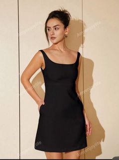(Category: ) located in . Submitted by loved_closet (Listing ID 1375809368, Image 1). Description: .