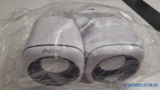 Tabletop Speaker (Space-Saving)461881384737843200