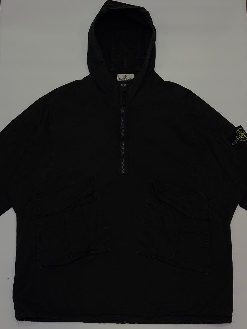 STONE ISLAND HALF ZIP (Category: Hoodies) located in Rizal. Submitted by pesogrindph (Listing ID 1375820464, Image 1). Description: STONE ISLAND HALF ZIP COLOR RATE : 9.5/10 DIMES : W 29 X L 30 ISSUE : PINHOLE CHECK THE DETAILED PICTURE .