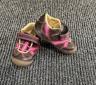 (Category: ) located in . Submitted by jy.preloved.boutique (Listing ID 1375700480, Image 1). Description: .
