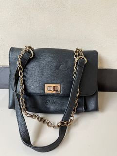 (Kategori: ) berada di . Dikirim oleh derika (ID iklan 1375738700, Gambar 1). Deskripsi: .