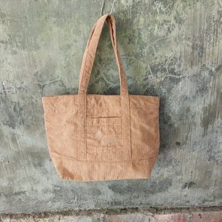 (Kategori: ) berada di . Dikirim oleh tjangkring.goods (ID iklan 1375658066, Gambar 1). Deskripsi: .