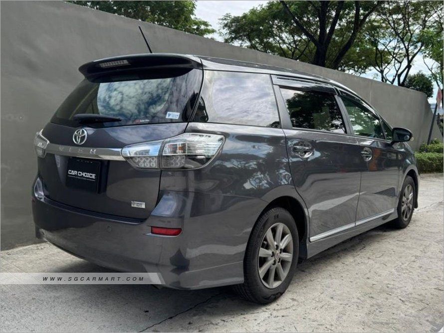 Toyota Wish 1.8A  Auto62872684452226112
