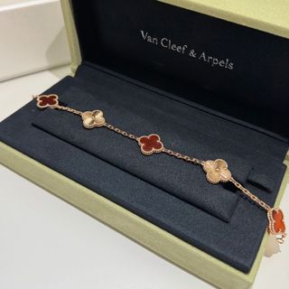 (Category: ) located in . Submitted by isitshipping (Listing ID 1254637810, Image 1). Description: .