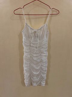 (Category: ) located in . Submitted by preloveddress (Listing ID 1375815338, Image 1). Description: .