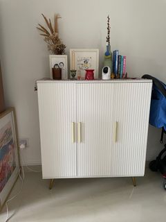 (Category: ) located in . Submitted by mishamogu (Listing ID 1375680505, Image 1). Description: .