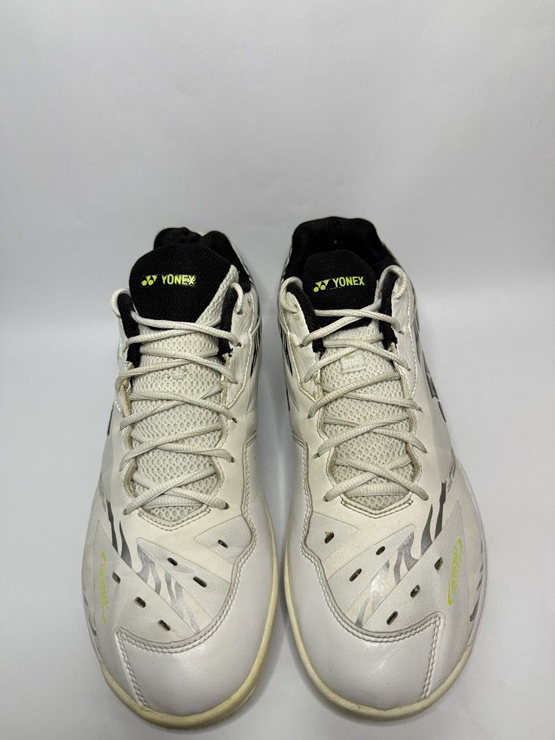 YONEX power cushion 65 Z3 (Category: Shoe inserts & accessories) located in Koronadal. Submitted by mannylagada880 (Listing ID 1375729646, Image 2). Description: in good condition nego for sure buyer.