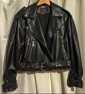 (Category: ) located in . Submitted by declutteringph. (Listing ID 1375829572, Image 1). Description: .