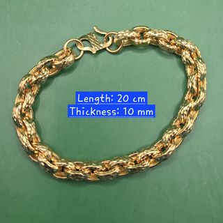 (Category: ) located in . Submitted by buygold.sg (Listing ID 1372492004, Image 1). Description: .