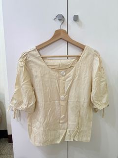 由 yynnyyi (刊登 ID 1372609792，圖片 1) 提交，位於 的 (類別：)，說明：。