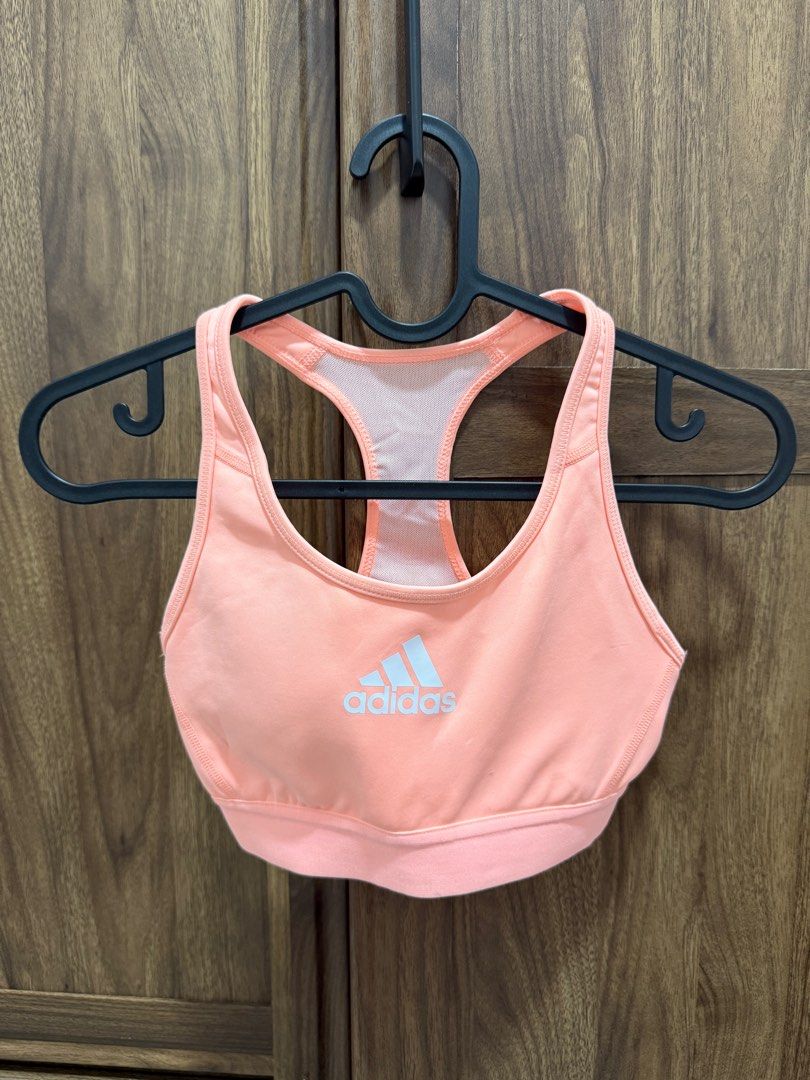 Adidas Sports Bra (Category: Activewear) located in Dasmarinas. Submitted by salangsangiya (Listing ID 1372536524, Image 1). Description: No issues other than malapit na pong matanggal yung tag hehe (as seen on photo).