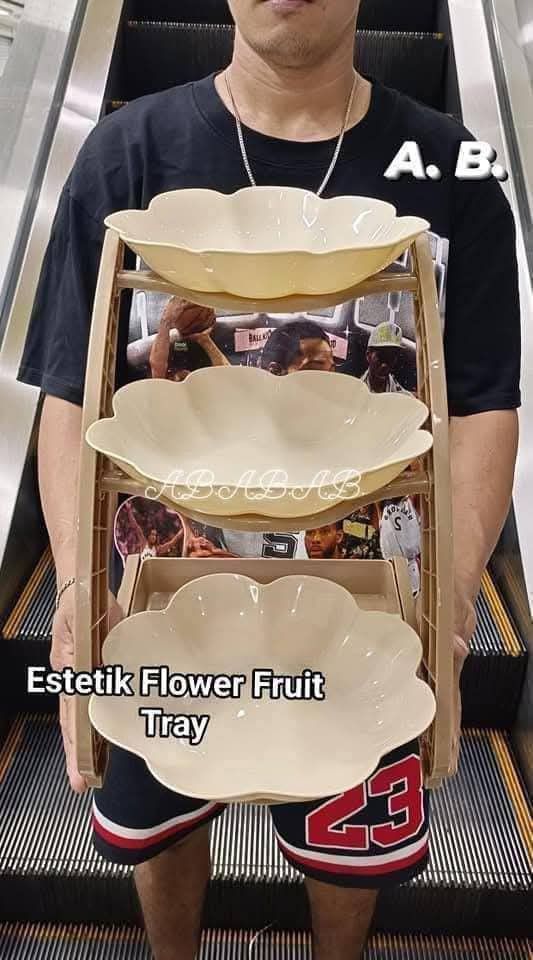 Aesthetic Flower Fruit Tray (Category: Food Organization & Storage) located in Manila. Submitted by onlineshoppersph (Listing ID 1372653011, Image 3). Description: DISCOUNT FOR BULK/WHOLESALE ORDERS‼️ ✅100% Brand New ✅Good Quality Cash On Deliver - Metro Manila - Delivery Fee/Handling Fee shouldered by BUYERS - DF/HF depends on BUYERS Location LALAMOVE PICK UP - Cash on Deliver - Metro Manila & Nearby DELIVER THRU COURIER, CARGO & BUS - Provincia